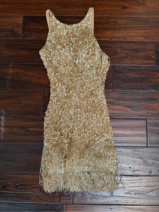 Dresses & Skirts - Sherri Hill Gold Sequin Fringe Cocktail Dress size 0